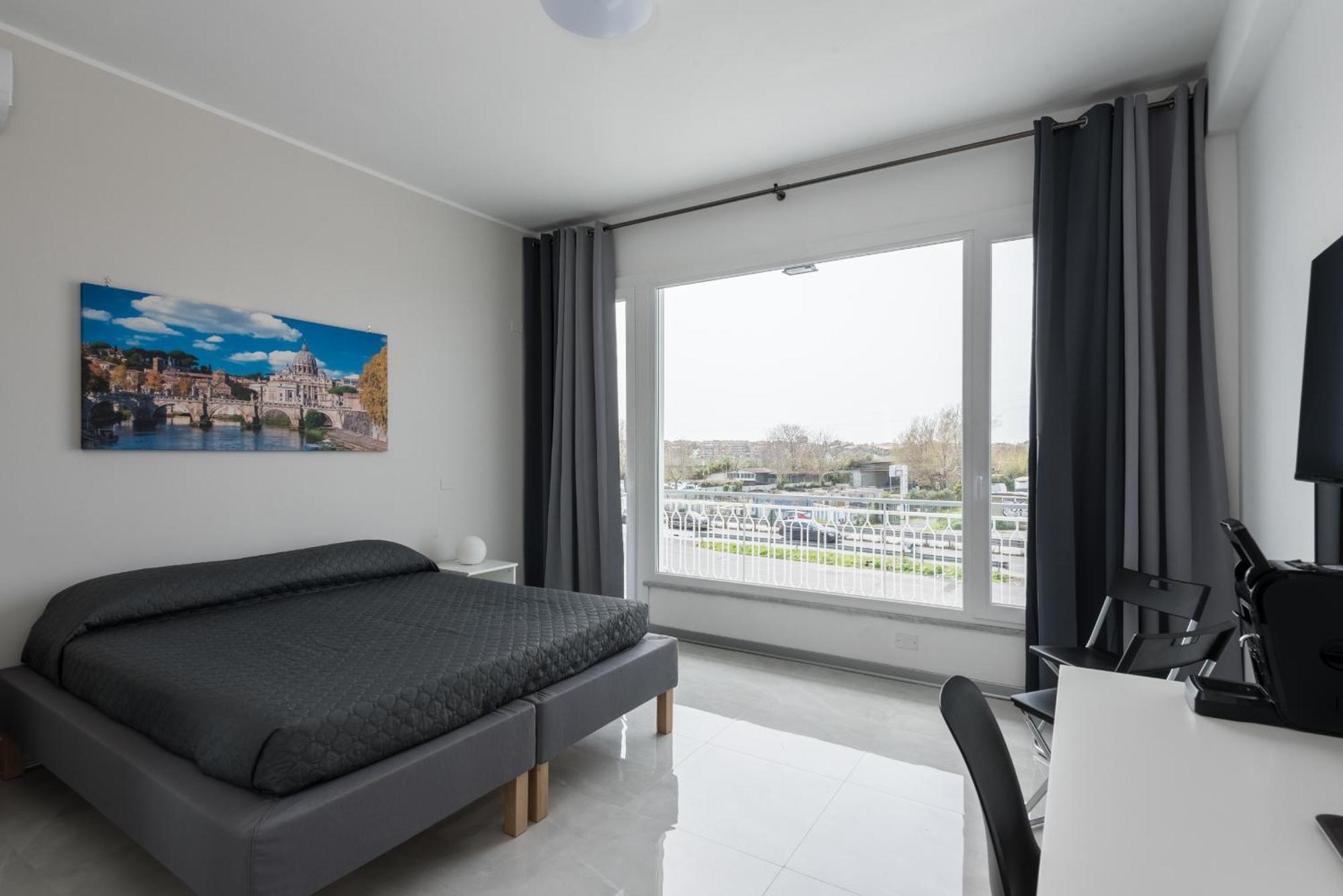 Travelershome Ciampino Airport Guesthouse 600M To Airport Εξωτερικό φωτογραφία