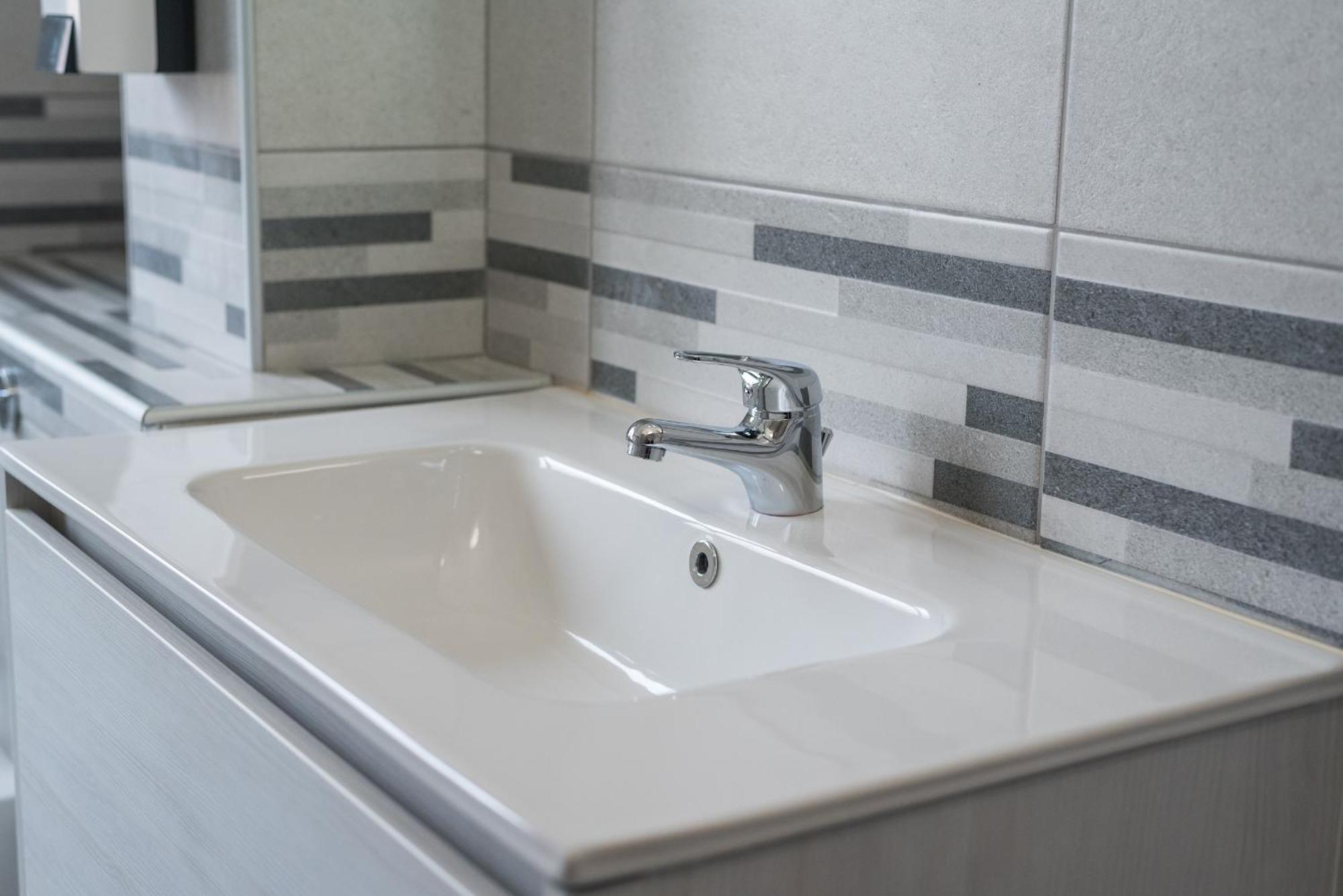 Travelershome Ciampino Airport Guesthouse 600M To Airport Εξωτερικό φωτογραφία